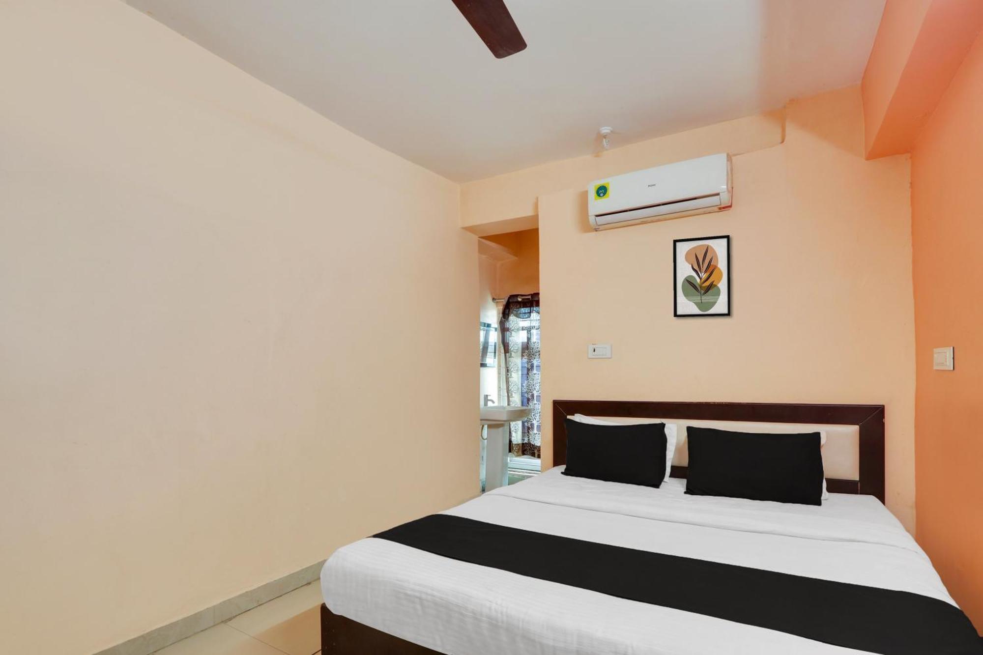 Hotel O Grand Hotel And Lodge Sangareddy Exterior photo